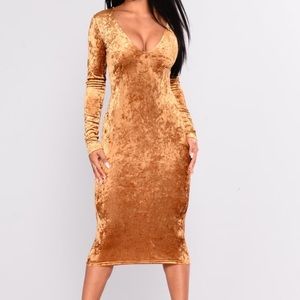 Fashion Nova Gold Crushed Velvet Midi Dress